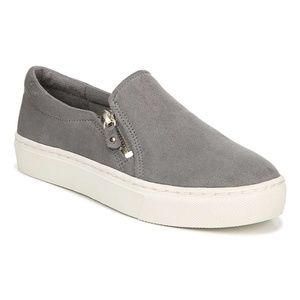Gray Women's Slip-on Shoes - Size 7.5W